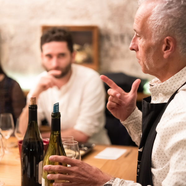 Visite Guidée avec dégustation de vin Premium 🇫🇷 - Caves du Louvre